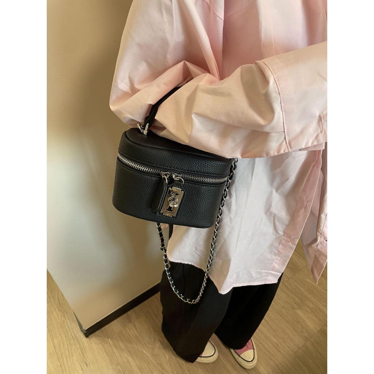 

Изысканная маленькая сумка для мобильного телефона с цепочкой для ароматизаторов для женщин, новая высококачественная сумка-коробка с замком, сумка через плечо на одно плечо