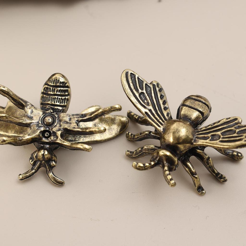 Creative Small Bee Statues Honeybee Figurines Miniatures DIY Craft Animal Ornament Desktop Decoration for Living Room Office