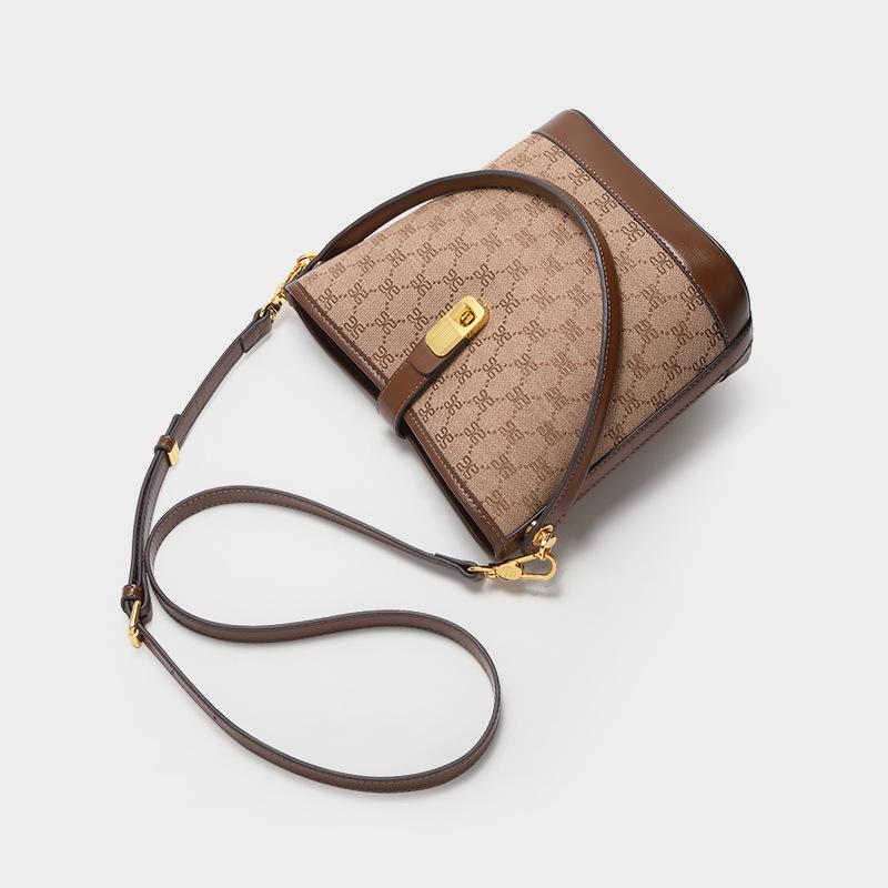 Classic Monogram Bags, Large-capacity European and American Handbags, High-end Ladies' Casual Single-shoulder Crossbody Bags