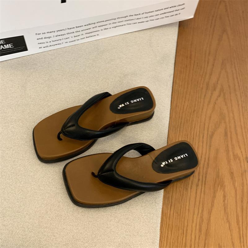 Flip-flops toe slippers summer new square head sexy flat bottom square head cool slippers 35