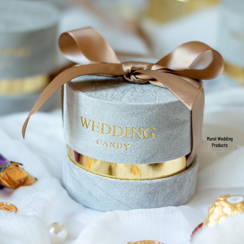Mori Velvet Candy Gift Box: Exquisite Flannel Cloth for Weddings