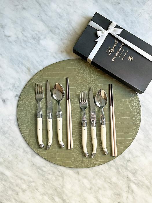 

LAGUIOLE Janneron Laguiole Столовий посуд Набір паличок для їжі кольору слонової кістки та сандалу на 2 особи purple