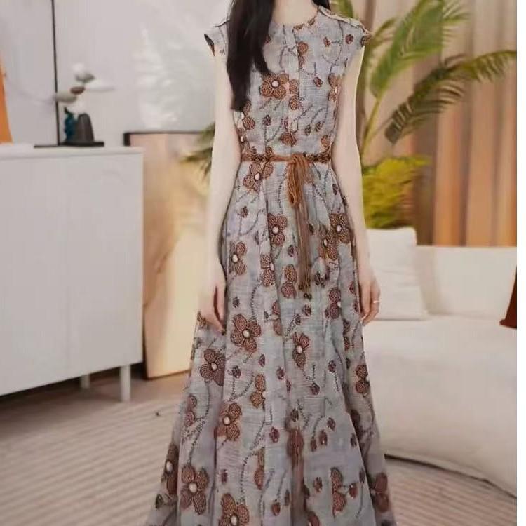 

Elegant Lace-Up Waist Slimming Summer Dress B653 L 54-59 kg