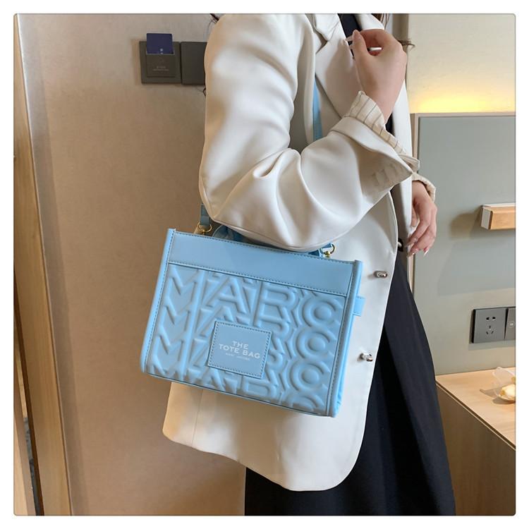 

New tote bag niche versatile large-capacity high-end printed women s bag shoulder bag messenger bag bag 27cm*27cm*20cm