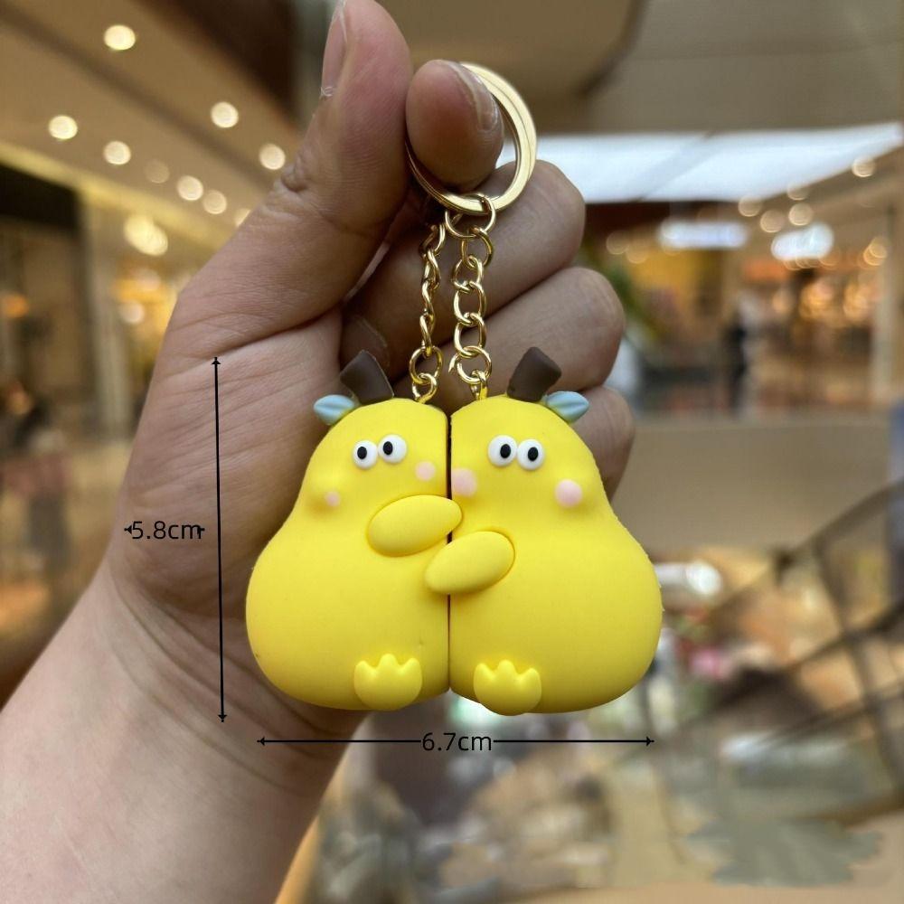 A Pair Kawaii Cute Lovers Keyring Toy Gift Hug Pear Key Ring Magnetic Couple Keychain Lovers