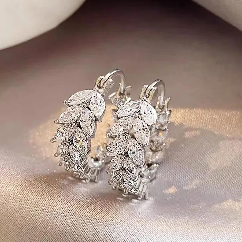 Huitan Sweet Hoop Earrings with Leaf Shaped Cubic Zirconia Graceful Exquisite Wedding Jewelry Chic Daily Female Ear Accessories
