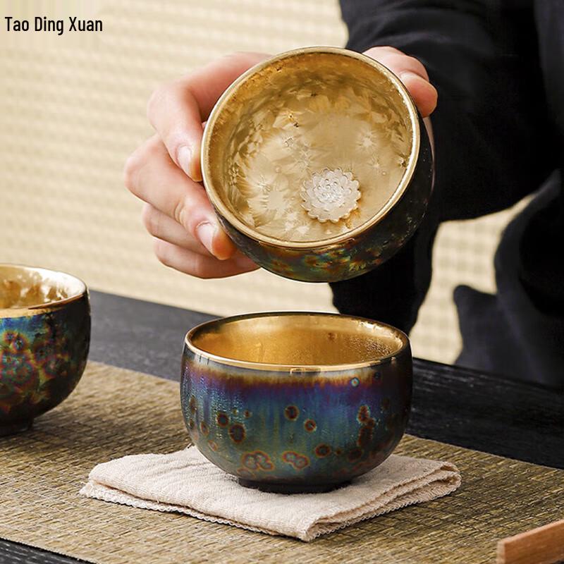 

Tao Ding Xuan Colorful Gilded Lotus Ceramic Teacup