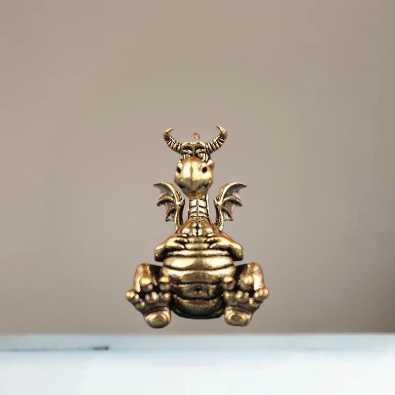 Fengshui Chinese Flying Dragon Statue Figurines Vintage Brass Lucky Home Decoration Ornaments Animal Decorative Figurines Crafts