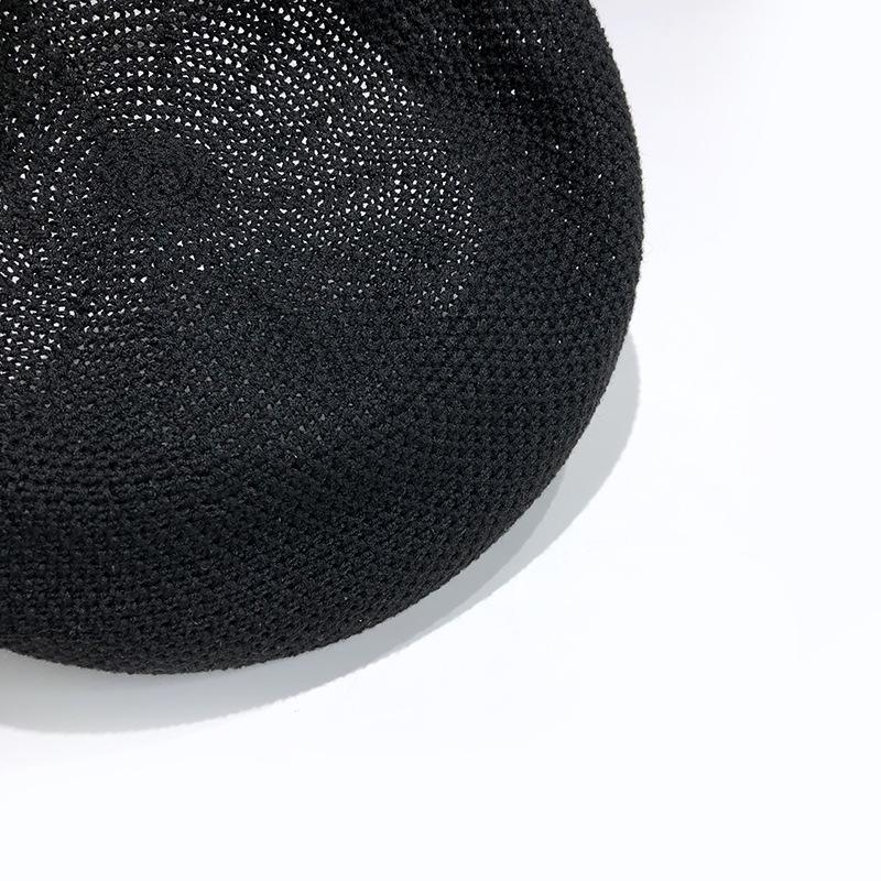 Sommer Tynn Stil Flettet Beret for Kvinner, Vår og Sommer, Liten, Japansk, Liten, Frisk, Hul, Pustende, Beret Kunstnerhatt