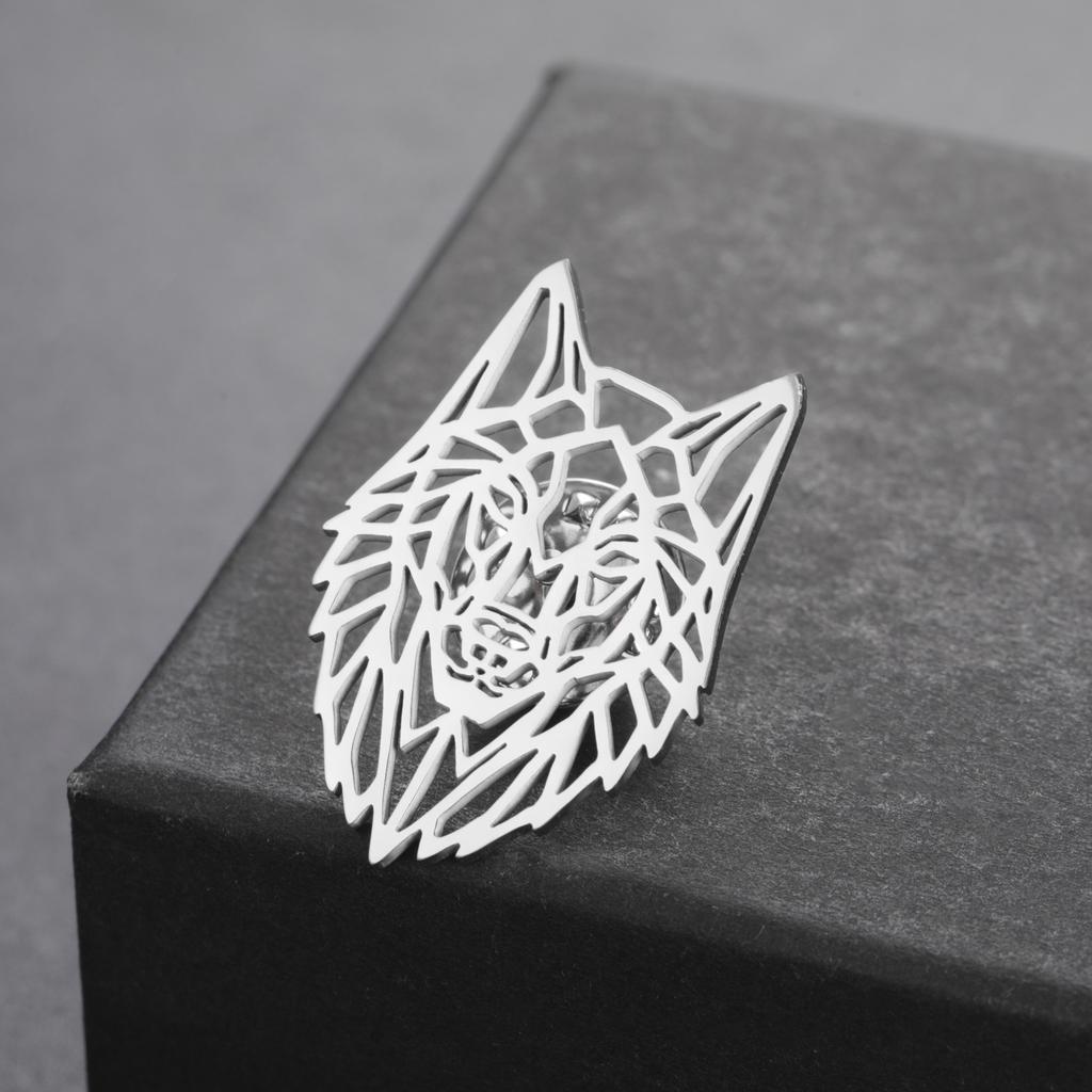 Gothic Wolf Head Brooch Stainless Steel Hollow Animal Lapel Pins for Women Men Suit Bag Badge Accessories Fashion Jewelry Gifts