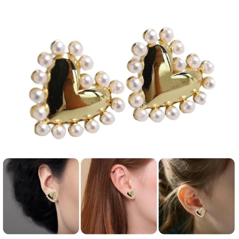 Heart Studs Earrings Creative Ear Accessory Heart Ear Studs Suitable for Teens and Youthful Fashion Lovers Present