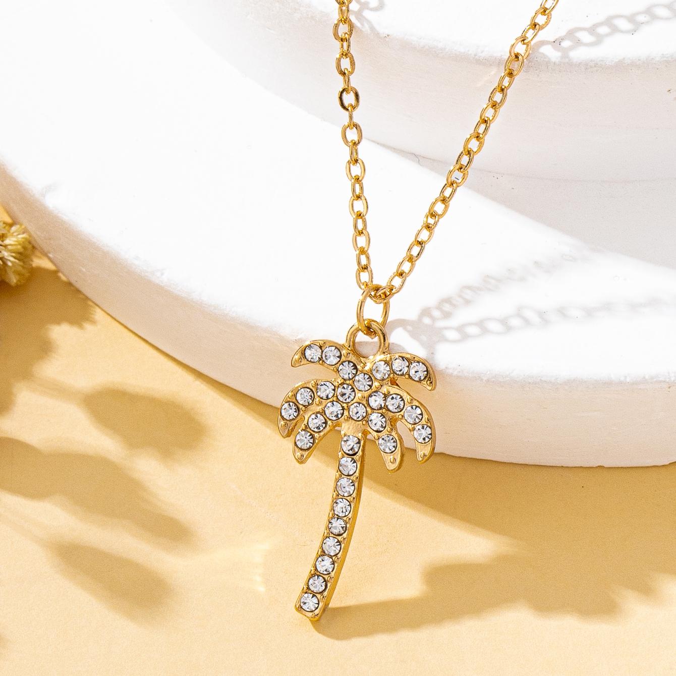

A Women s Pendant Necklace, Coconut Tree Necklace, Shiny and Elegant Jewelry, Suitable for Daily Wear and Vacation Wear