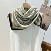 Retro light luxury high-end carriage cotton and linen scarf, spring and autumn new 71cm small square scarf, foreign-style decorative versatile scarf
