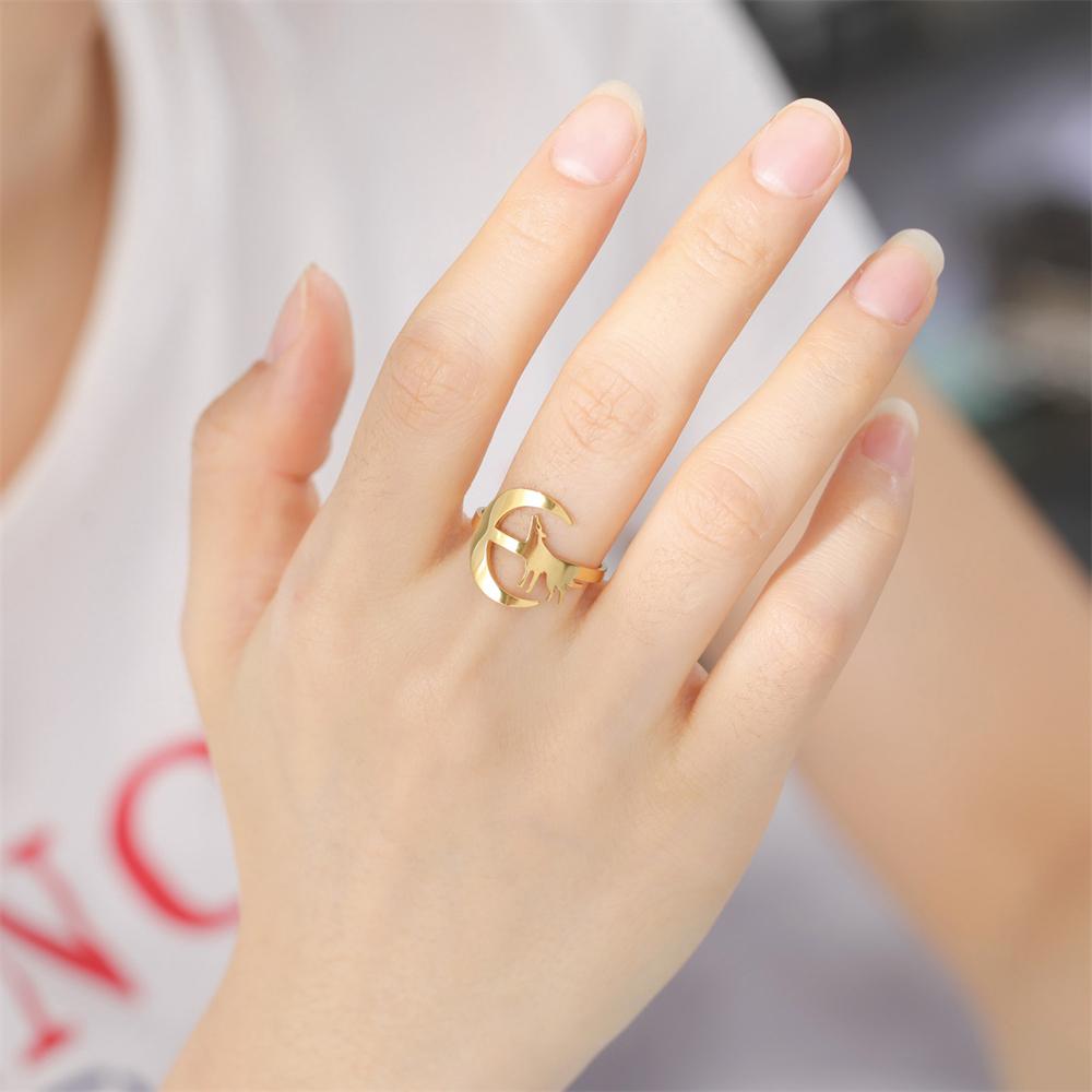 Cazador Wolf On the Moon Open Women's Ring Animal Couple Rings Party Birthday Gift Stainless Steel Jewelry 2026 Wholesale New