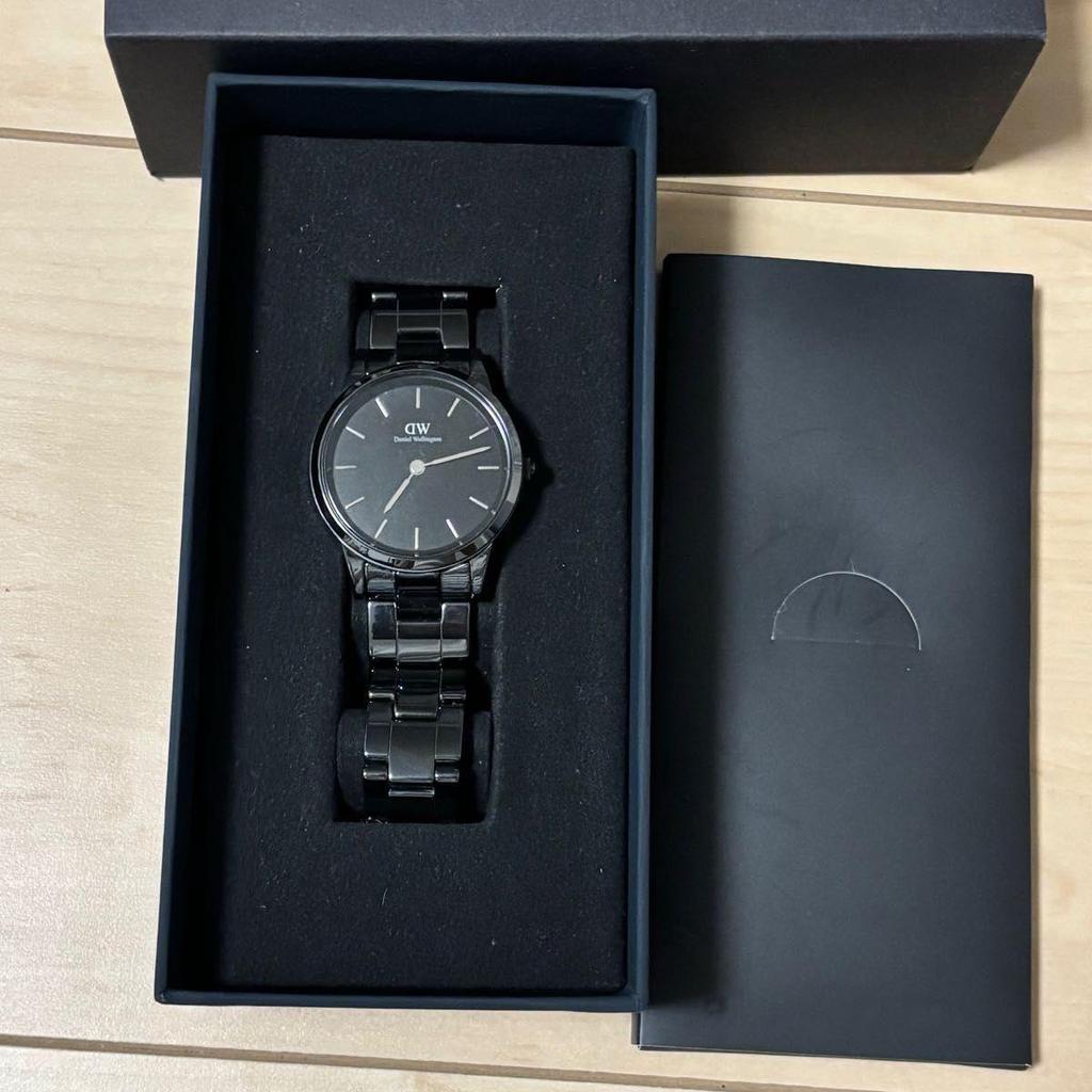 Used Daniel Wellington ICONIC LINK CERAMIC