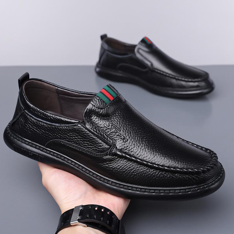 Fashion Summer Autumn New Designer Loafers for Men Solid Color Fashion Casual Leather Shoes Male Hallow Breathable Driving Shoes Man