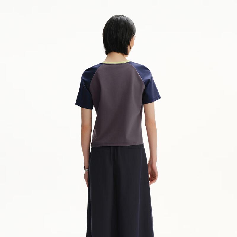 Broadcast Women's Contrast Color Round Neck Short Sleeve T-shirt