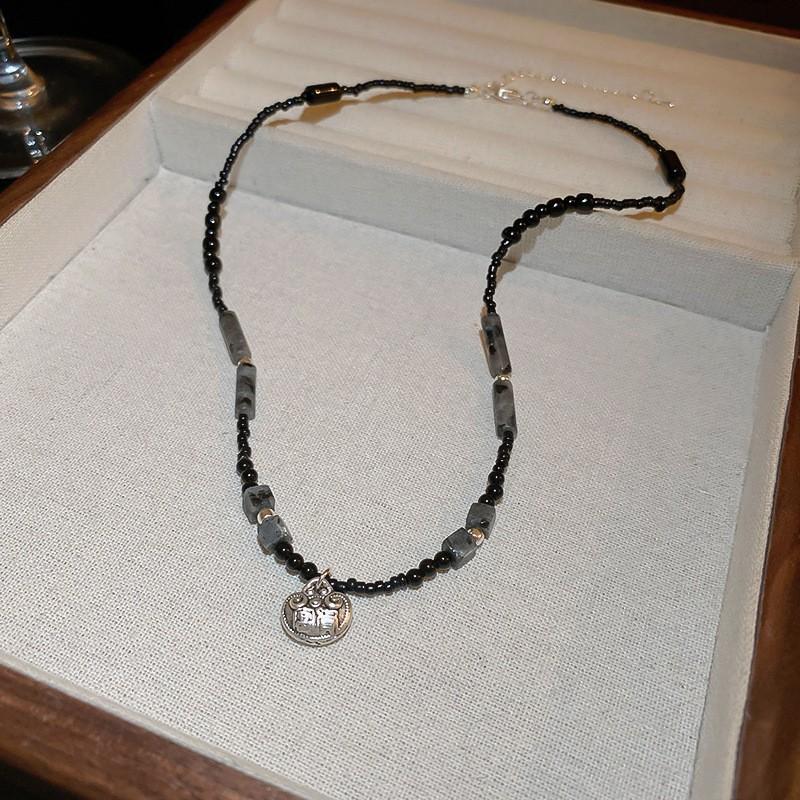 

Titanium Steel Celestial Sun Necklace - Vintage, Niche, Collar Chain, Luxurious and High-end, Fashionable Accessory Cane-shaped round beads
