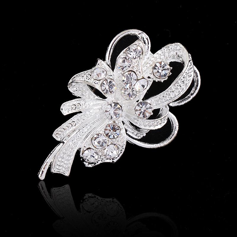 Gioielli da sposa con spilla a forma di cigno danzante con strass eleganti e cristalli borchiati