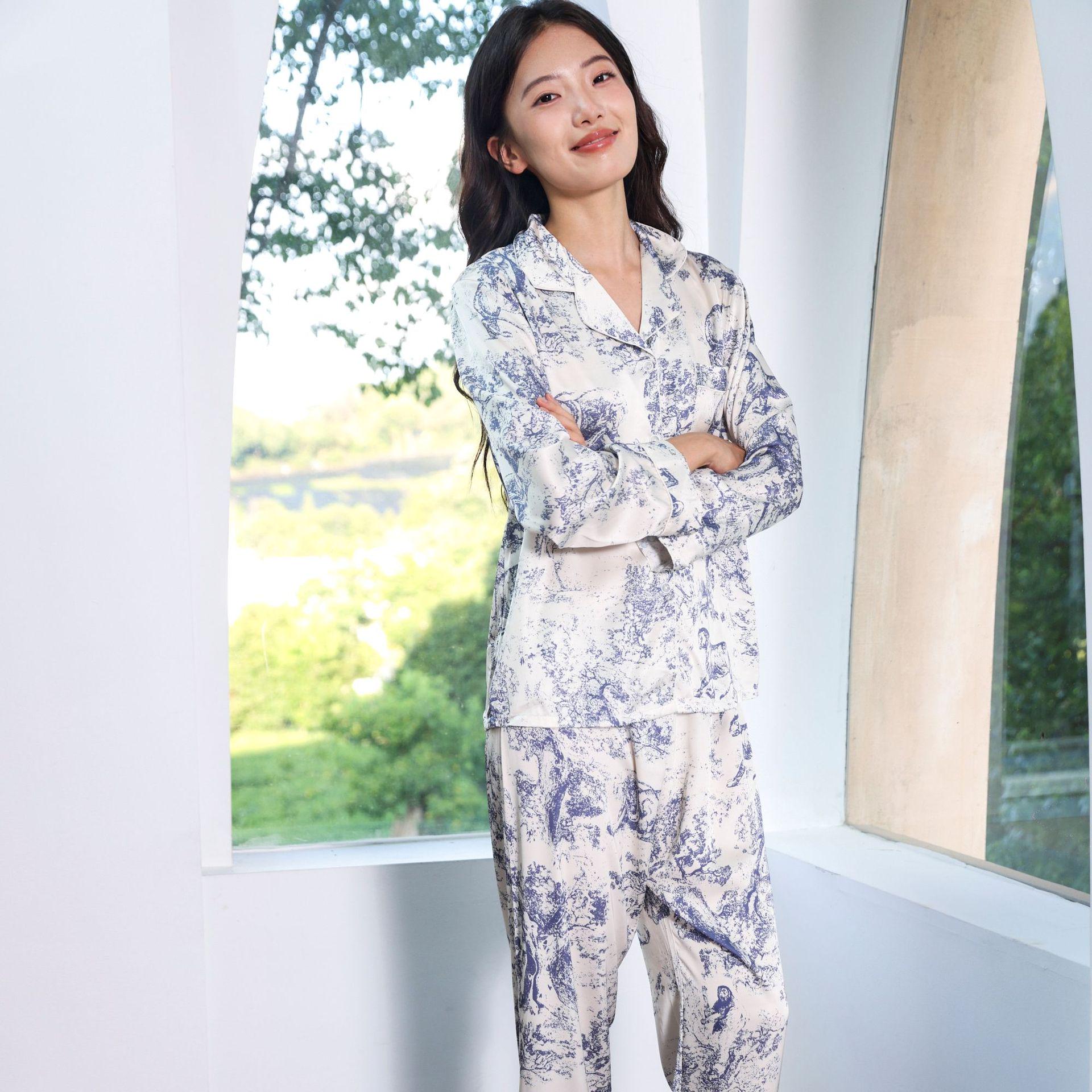 

Korean Style Ink Print Ice Silk Pajamas - Women s Autumn & Spring Long Sleeve Homewear with Small Lapel Large