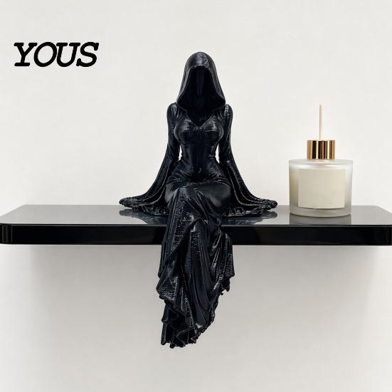Non-fall Figurine Black Robe Girl Ornament, Gothic Dark Style Figurine, Durable PLA Material Ornament Halloween Sitter Sculpture, for E-sports