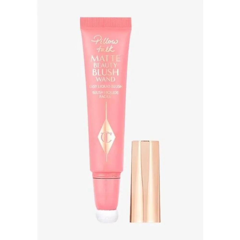

Charlotte Tilbury Pillow Talk Matte Beauty Blush Stick - Pillow Talk Pink Pop One Color