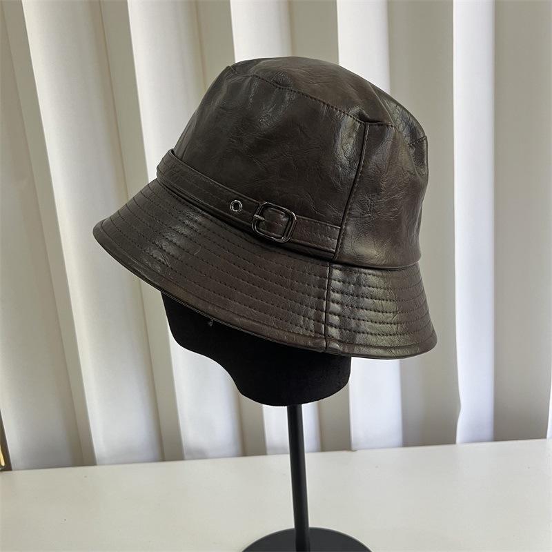 

Leather bucket hat women s autumn and winter retro niche temperament basin hat shows a small face fashion plain PU leather hat M（56-58cm） темно-коричневого кольору