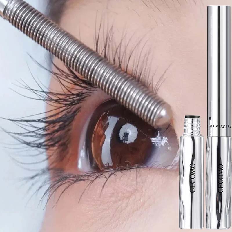 Langhoudende Krullende Mascara Waterdicht en Zweetbestendig Scheidt Elke Wimper Dik en Volumineus Stalen Tube Mascara Spiraalvormig Borsteltje