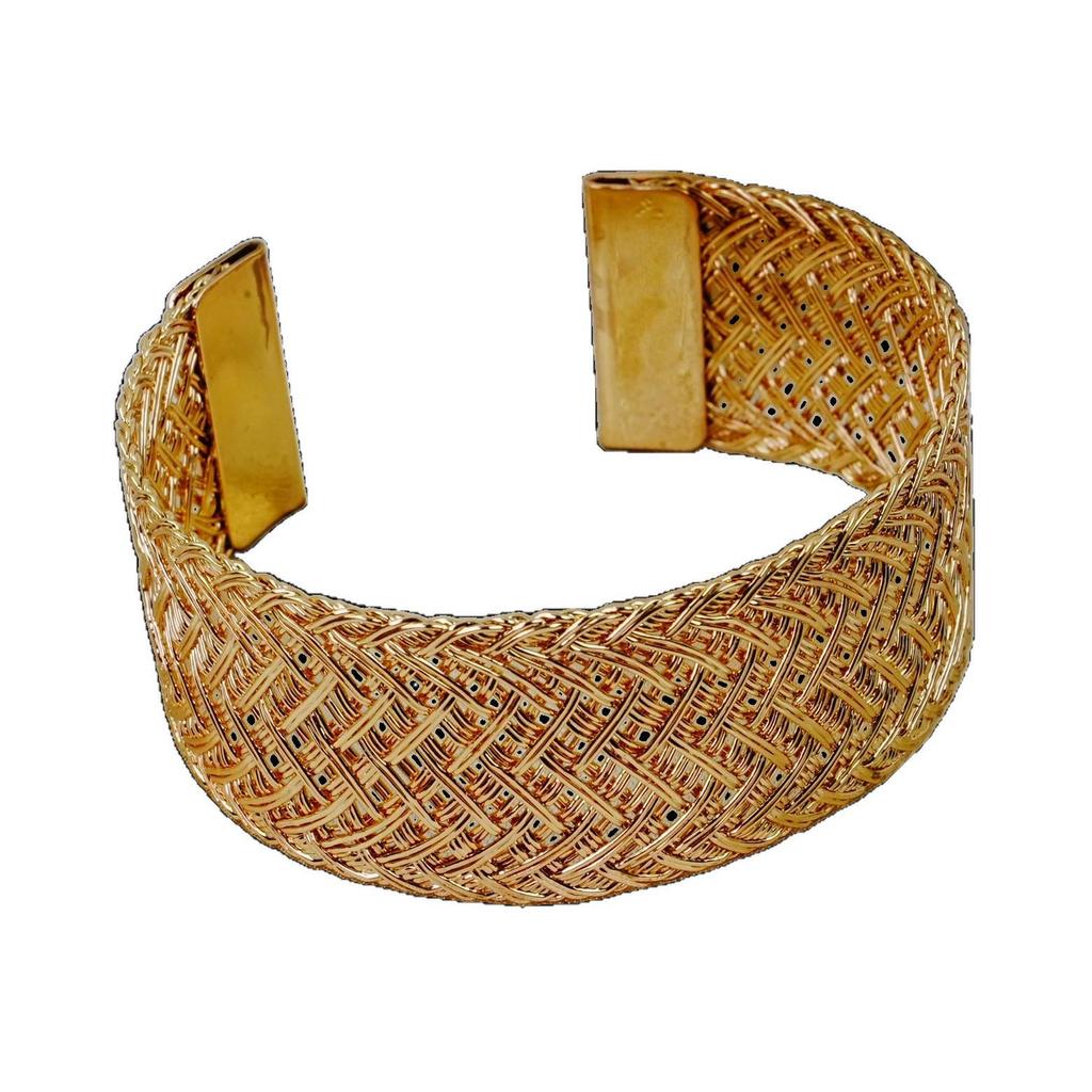 Elegant Cross-Border Gold Woven Bracelet - Modern Minimalist Style with a Fashionable, Niche Design and Luxurious Feel.