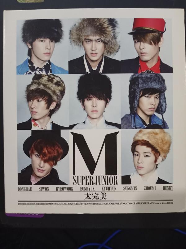 

CD - Second Mini Album SMCD217 SM Entertainmen 2011 South Kore K-Pop Used