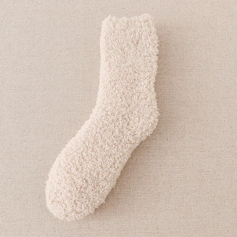 Women's Winter Sleep Socks with Fleece Lining - Thickened Coral Fleece, Plus Size, Loose Fit, Plush Fleece for Sleeping