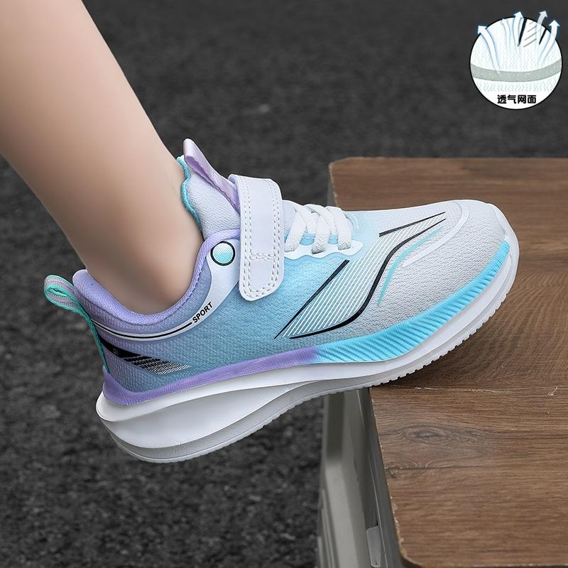 2025 summer new boys sports shoes mesh breathable versatile casual children Velcro soft sole light classmate