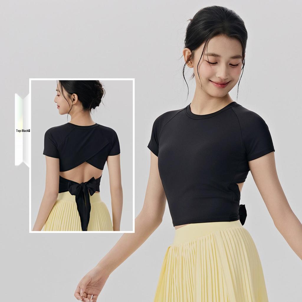 Women's Short Sleeve Yoga Suit & Pleated Tennis Skirt Set