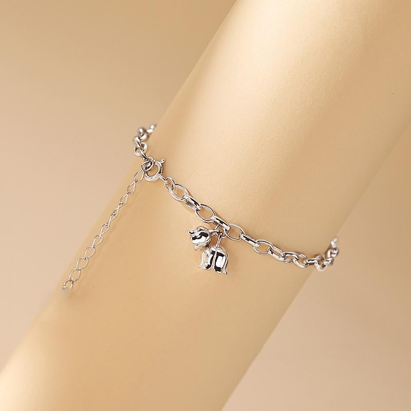 Sterling silver S925 silver bracelet for your girlfriend, fashionable design flower bracelet, retro lily of the valley flower bracelet