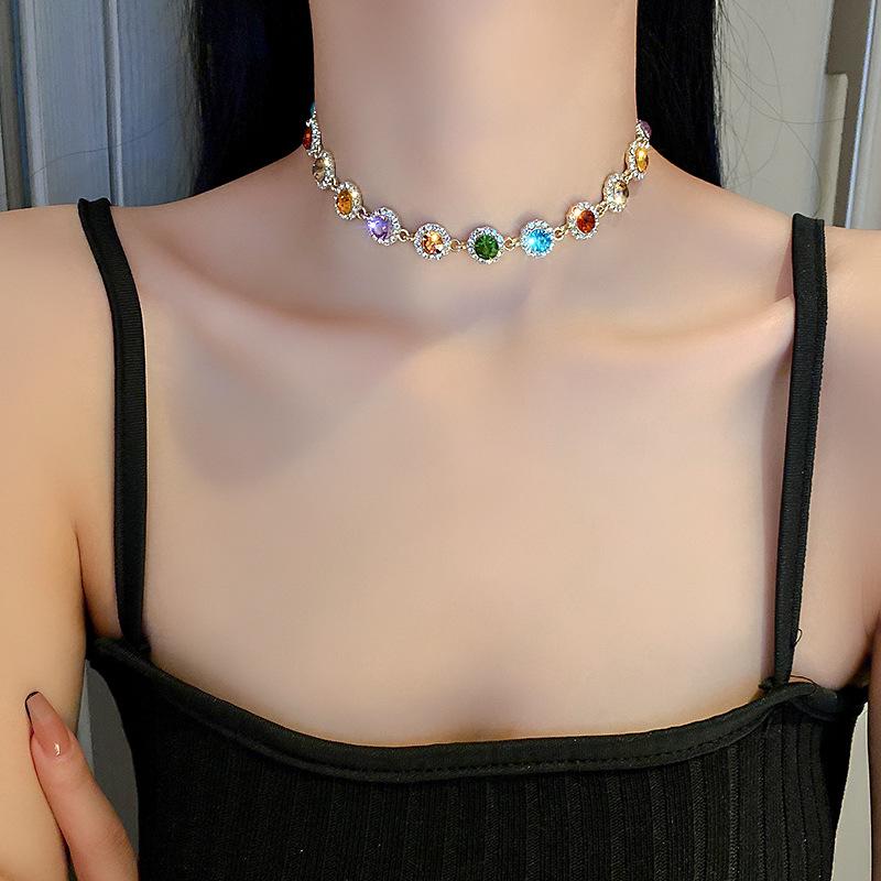 European-American Retro Geometric Diamond Clavicle Chain Necklace