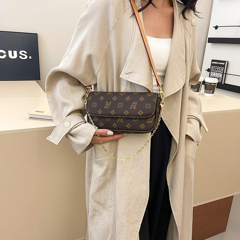 New Women's Chain Bag Printed Luxury Designer Crossbody Bag Shoulder Bag Large Capacity Commuter Bag