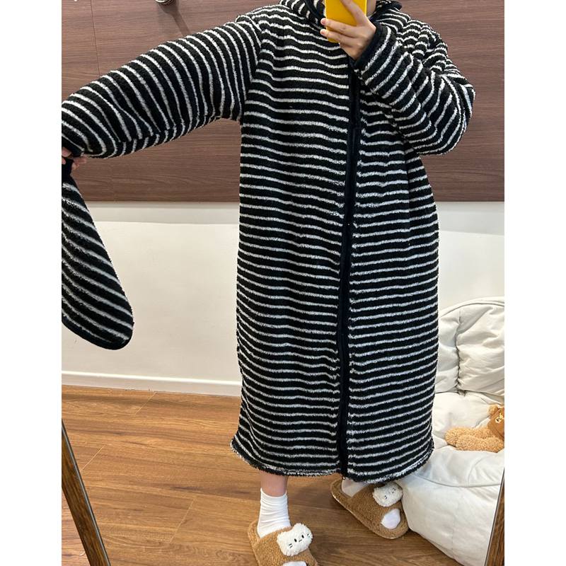 Women's Striped Fleece Hooded Robe, Thickened Warm Flannel Coral Velvet Loungewear Pajama Sets