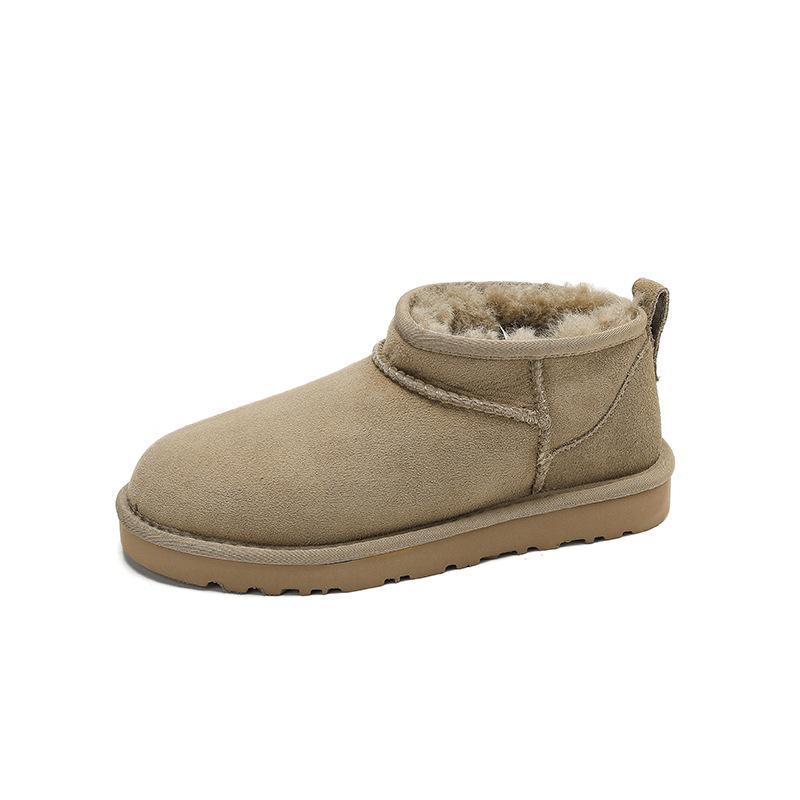 

Henan Sangpo snow boots women s fur integrated short tube flat-bottomed wool piled thickened warm cotton shoes snow cotton winter 40