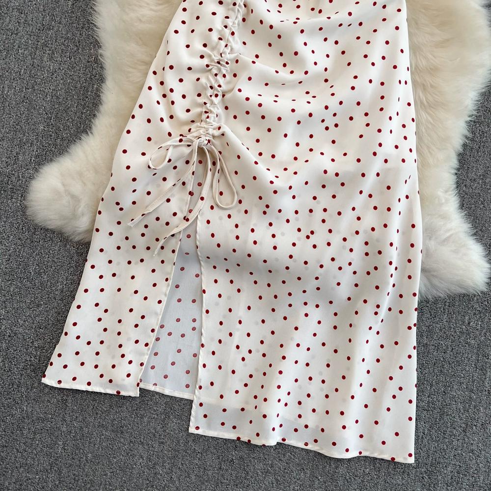 Dovolená u moře Elegantní plážové šaty Ženy bez zad Sladká víla Sexy čtvercový límec Úzké šaty Vintage Bublinkový rukáv Dlouhý rozdělený puntíkovaný oděv