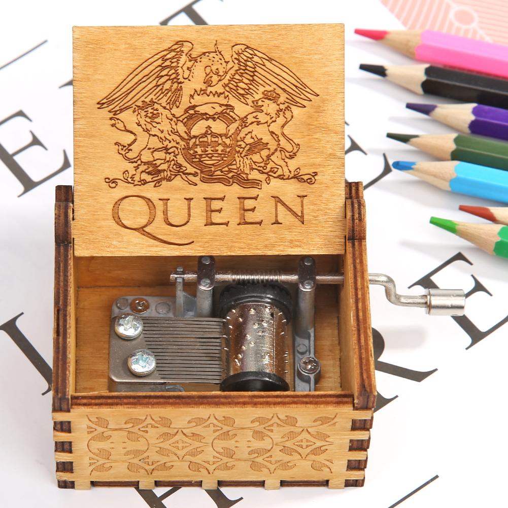 Wooden Music Box Retro Manual Carved Music Box Household Decor Hand Cranked Music Box Queen Decorative Music Box Exquisite Gifts