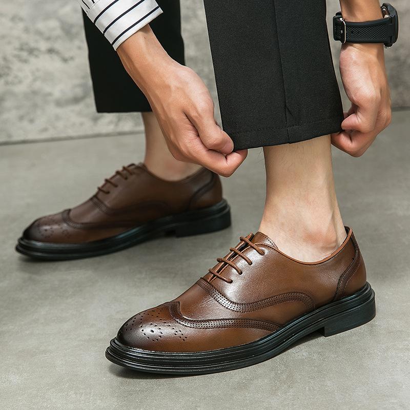 Men's shoes large size four seasons new casual leather shoes fashion men's business dress shoes trend engraved wedding shoes