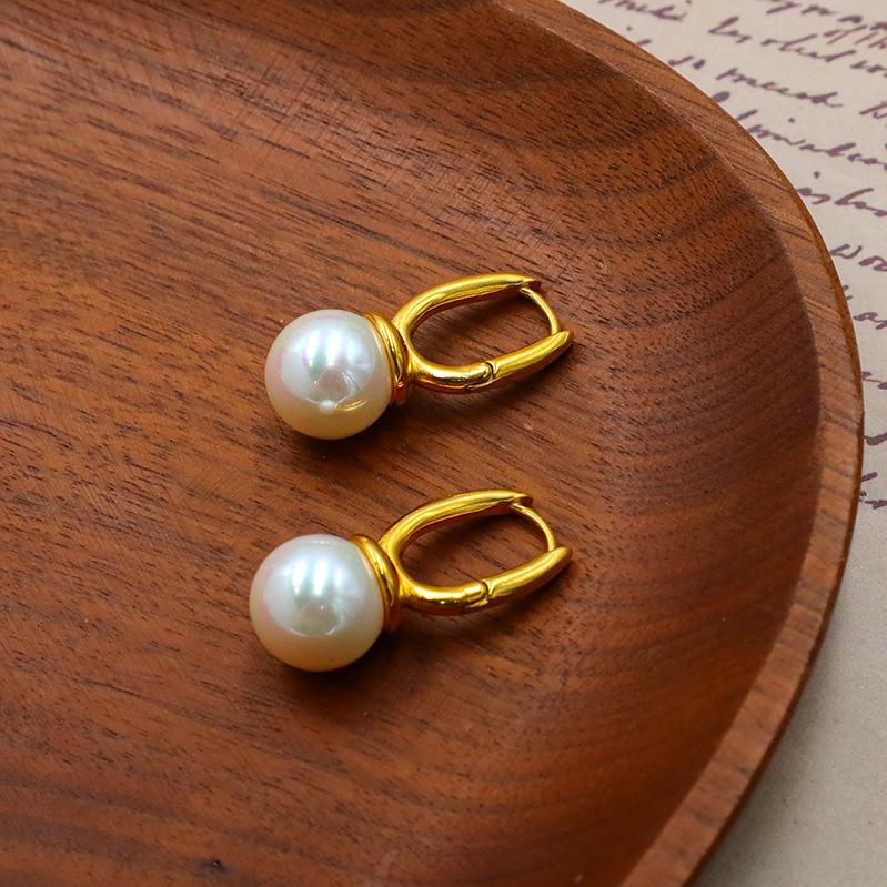 Literary And Retro Color-Preserving U-Shaped Pearl Earrings, Ear Buckles, Fashionable Temperament, Design Sense, Light Luxury Earrings For Girls