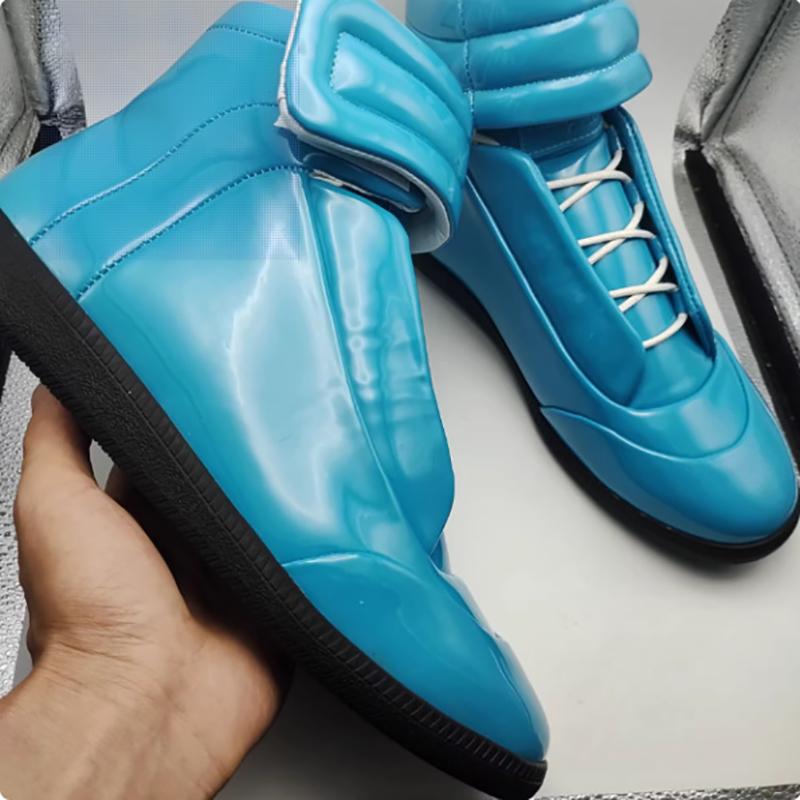 Módní zprávy Boty Luxusní tenisky Kotníkové šněrovací tenisky Vysoké tenisky Streetwear Vycházková obuv Basketbalová Pánské Pánské a dámské A2