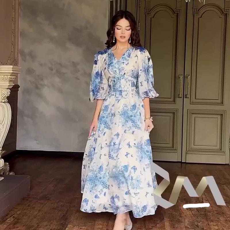 

Летнее женское свежее элегантное длинное платье с милым принтом S синий