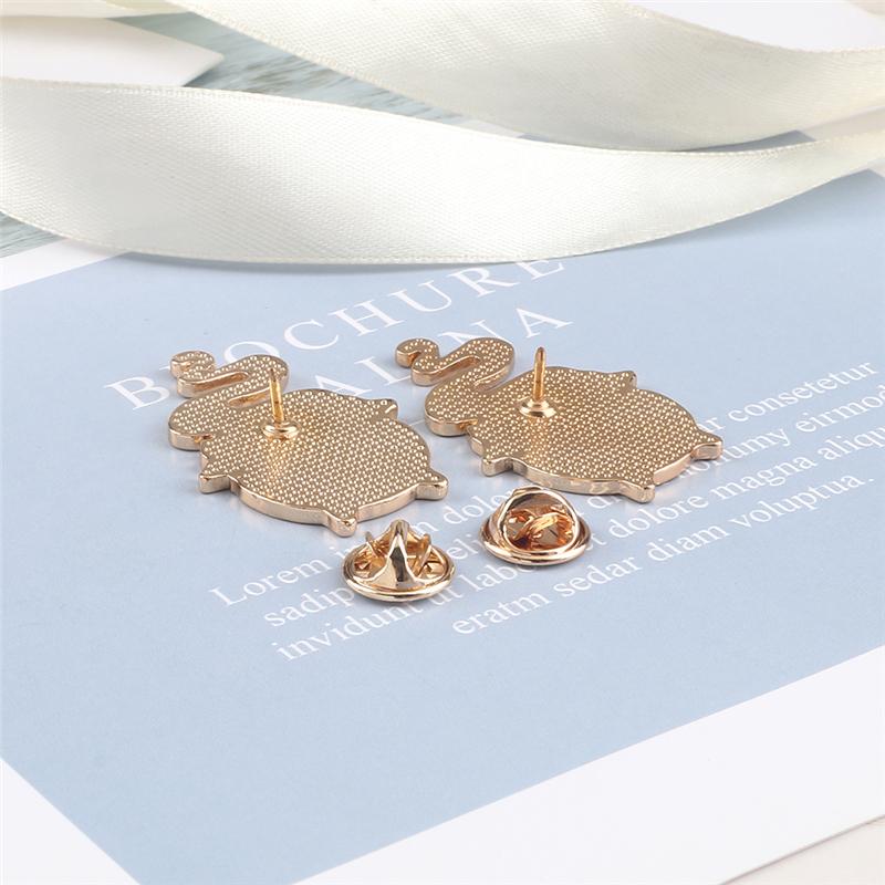 Witch Magical Stove Brooches Cartoon Creative Pins Bag Shirt Denim Lapel Pin Custom Badges Fashion Jewelry Gifts for Women Kids