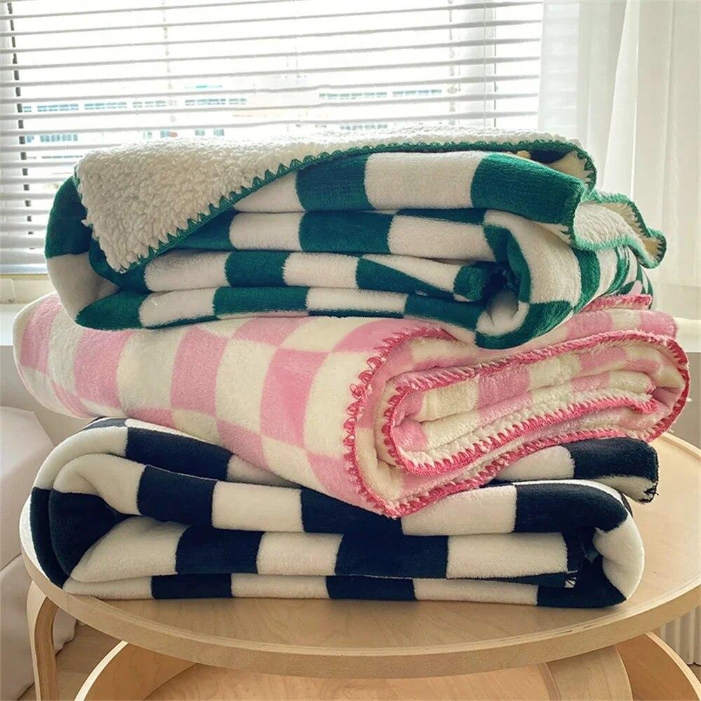 Přenosné měkké deky pro dospělé Přehoz na postel Klimatizace Kancelářská deka na zdřímnutí Dekorativní prošívaná fleecová přehozová deka do ložnice