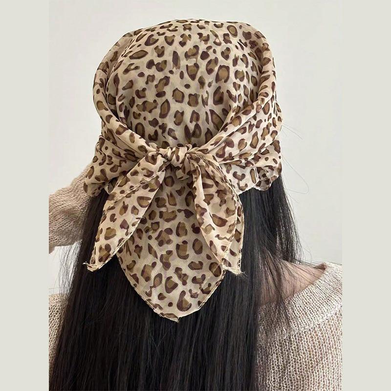 

Retro Leopard Print Square Scarf for Women Girls Silk Scarf High Quality Comfortable Fashion Headscarf Floral Satin Fabric Scarf One Size