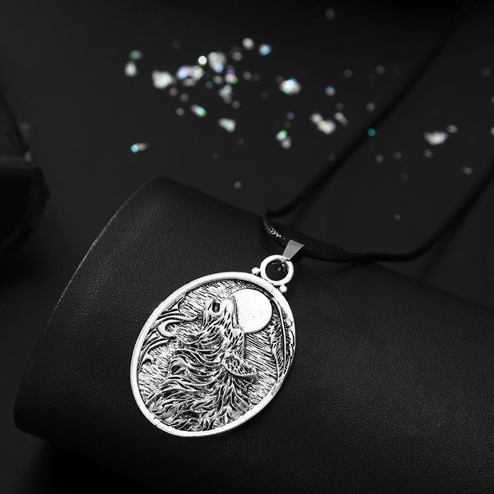 Nordic Viking Wolf Head Pendant Necklace - Men s Retro Punk Fashion Accessory