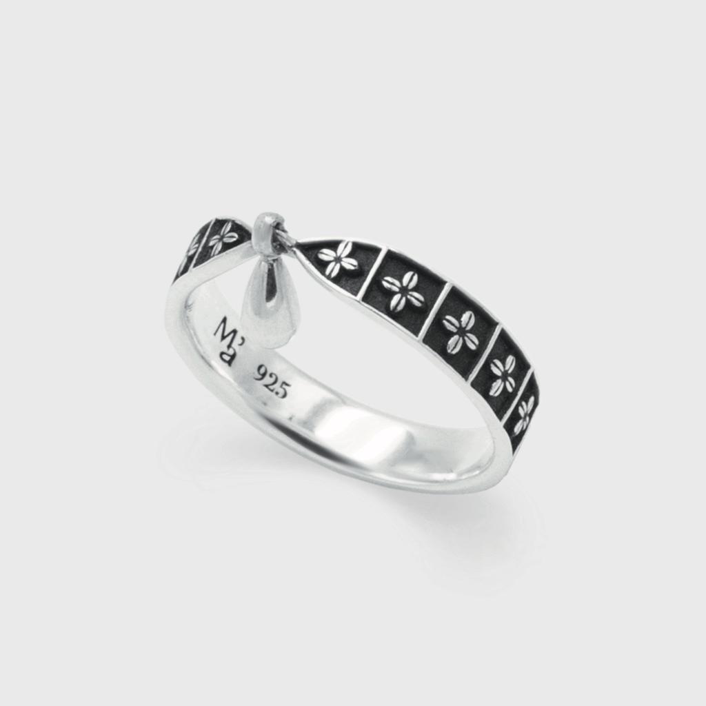Musee.Art Gothic Square Flower Couple Ring (Women'S) (Type A)