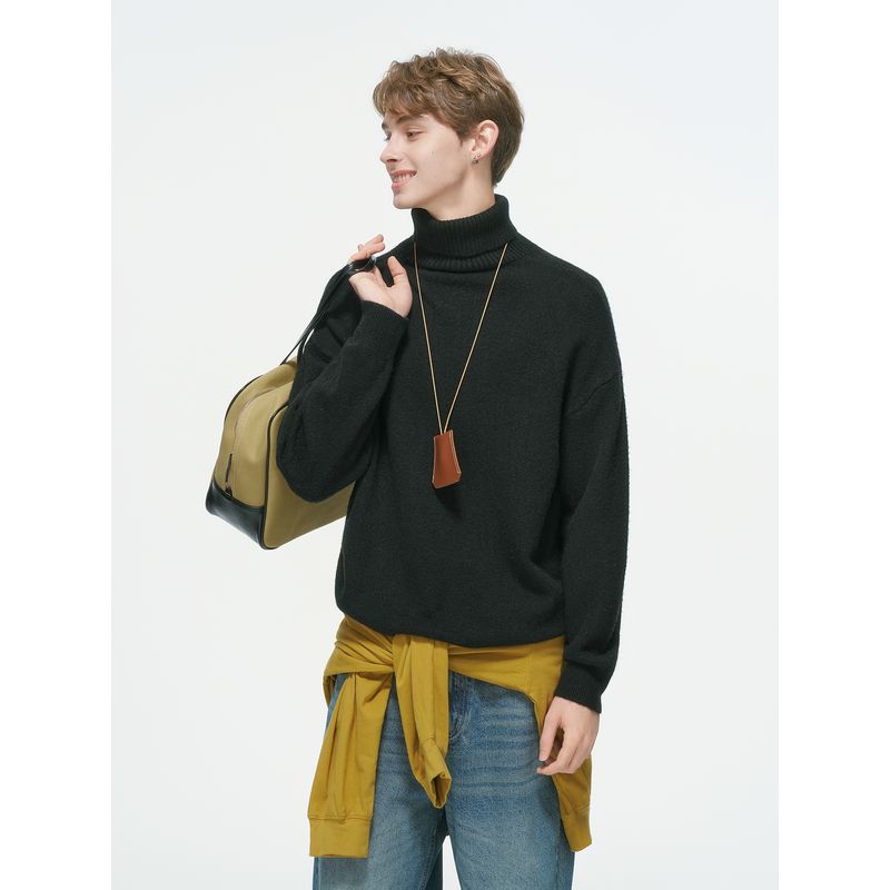 Dream Made Minimalist Turtleneck Sweater for Men, Autumn and Winter Thickened Base Layer Knitwear with Arctic Velvet